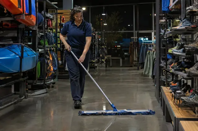 Retail & Restaurants cleaning