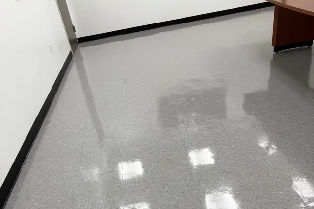 Floor Buffing and Polishing in Warren, OH