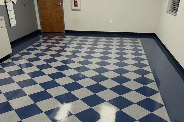 Floor Stripping and Waxing in Warren, OH